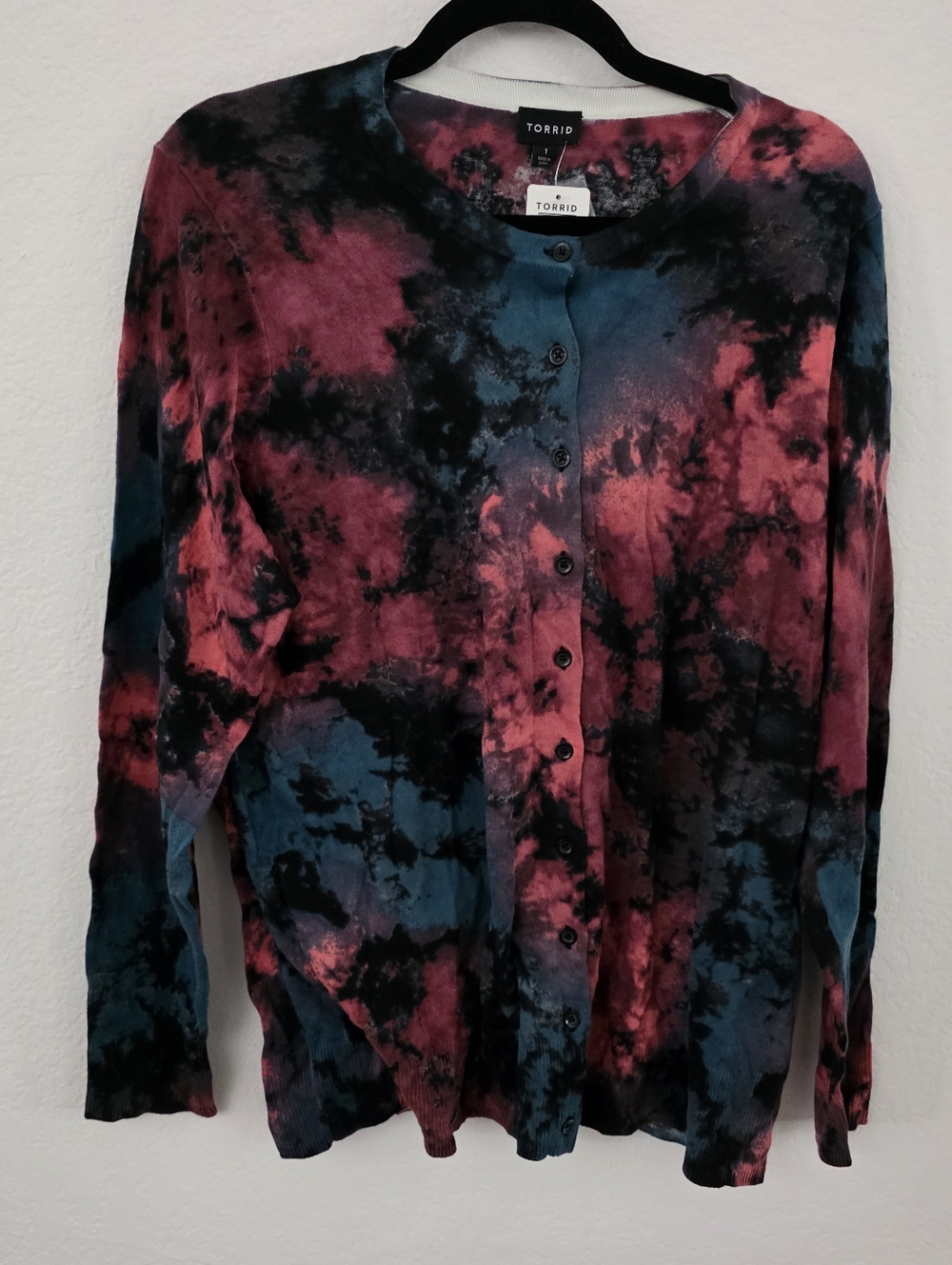 NWT torrid 100% Cotton Blue, Purple & Pink Tie-Dye Button Cardigan